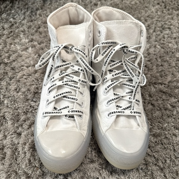 White Converse High Tops with Clear Sole
Size 8/10 - Picture 1 of 7